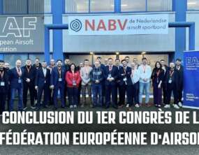 Photo de groupe des délégations des membres de l'EAF